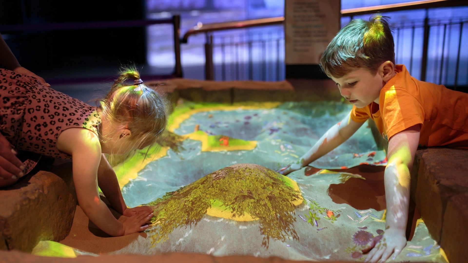 Interactive Sandpit Applications For Museums Aquariums Shopping Malls