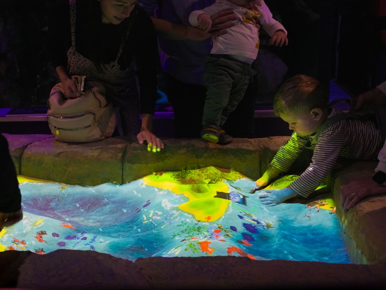 The Deep Interactive Sandpit Ar Sandbox Idea Innovations